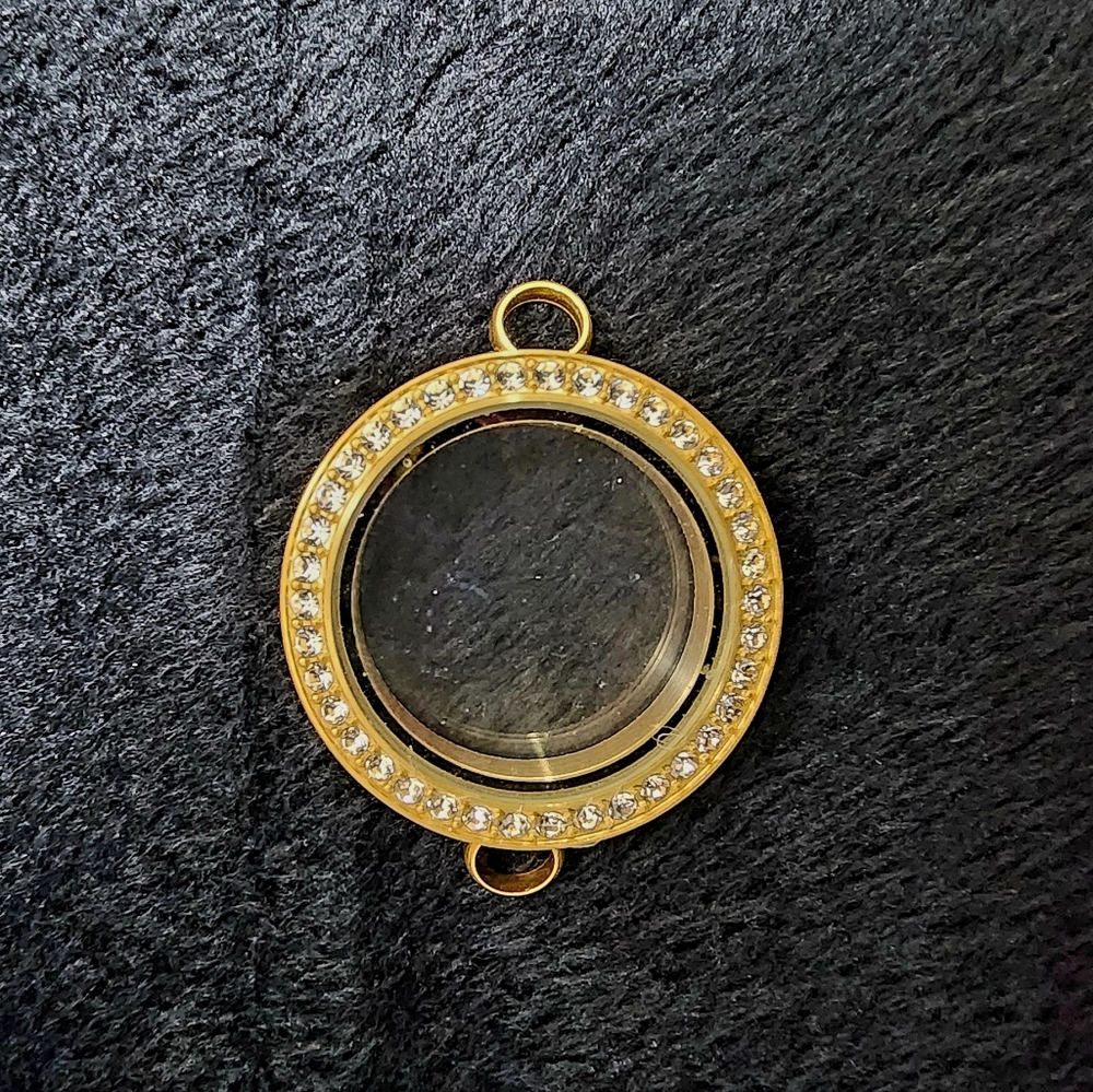 Origami owl bracelet locket